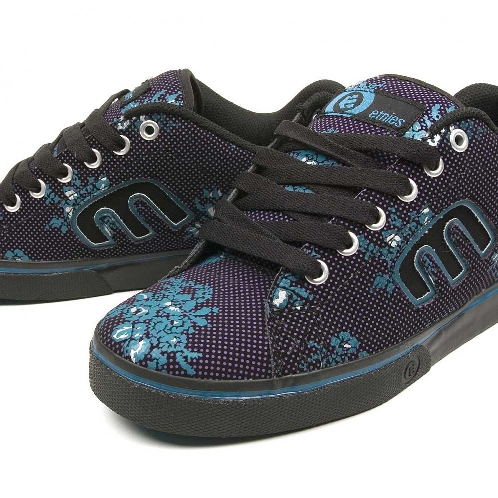 Etnies кеды. Etnies кеды Blacksides. Кеды Etnies Calli Vulc. Etnies кеды сетка. Голубые кеды Etnies.